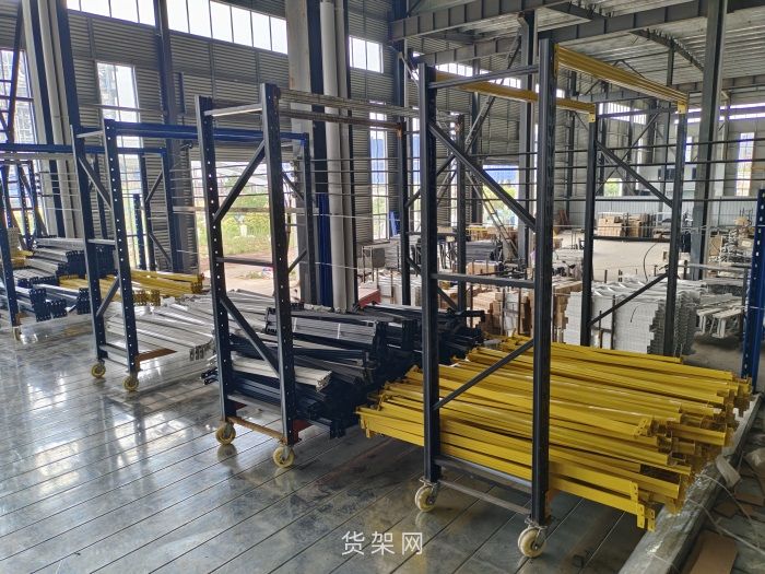 优化仓库空间用哪种仓储加重货架好？(图1)
